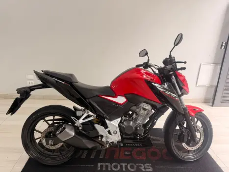 HONDA CB 300 F Twister FLEX ABS, Foto 3