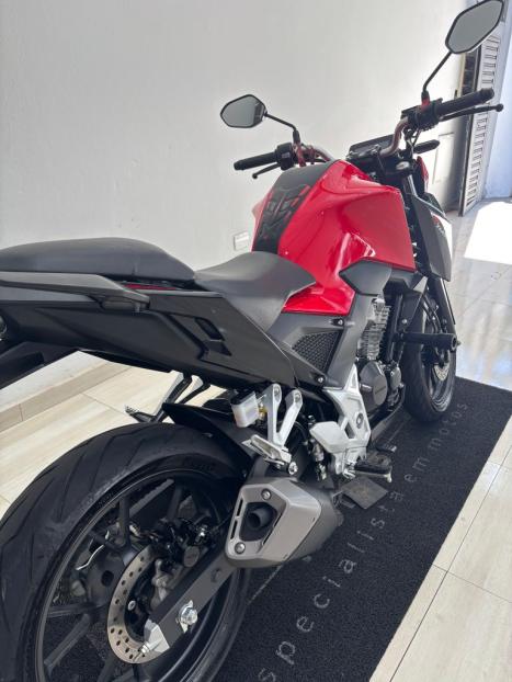 HONDA CB 300 F Twister FLEX ABS, Foto 1