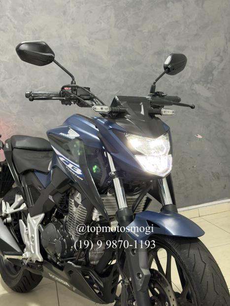 HONDA CB 300 F Twister FLEX ABS, Foto 2