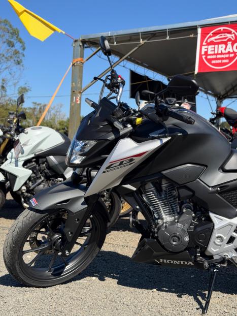 HONDA CB 300 F Twister FLEX CBS, Foto 8