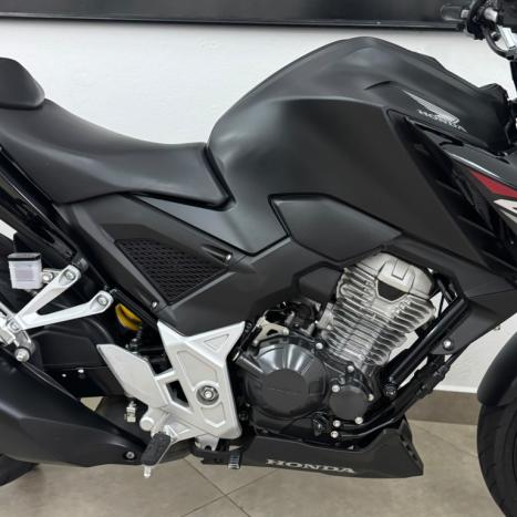 HONDA CB 300 F Twister FLEX CBS, Foto 3