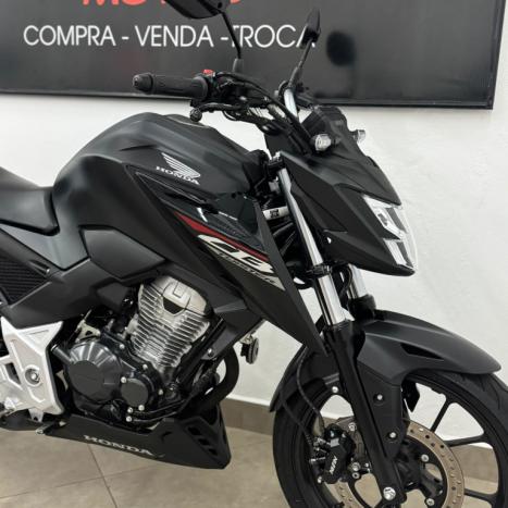 HONDA CB 300 F Twister FLEX CBS, Foto 4