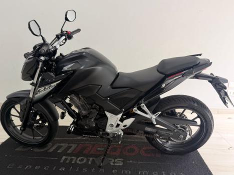 HONDA CB 300 F Twister FLEX ABS, Foto 4
