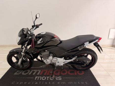 HONDA CB 300 R FLEX, Foto 6