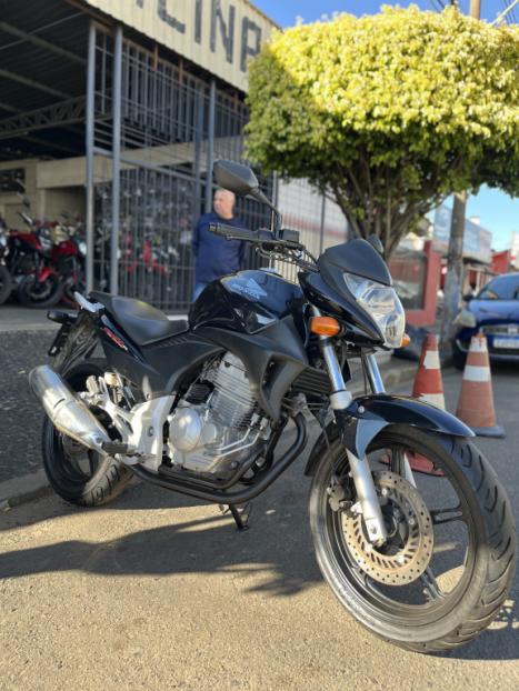 HONDA CB 300 R STD, Foto 6