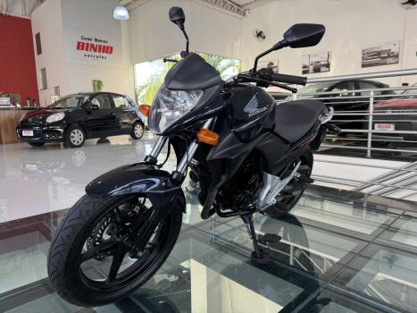 HONDA CB 300 R STD, Foto 2