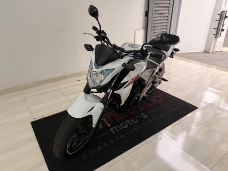 HONDA CB 500 F ABS, Foto 2