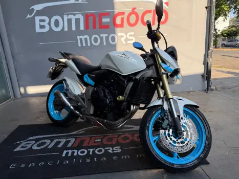 HONDA CB 600 F HORNET SEM ABS, Foto 2 HONDA CB 600 F HORNET SEM ABS, Foto 2