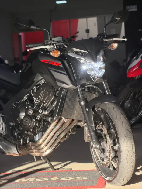 HONDA CB 650 F ABS, Foto 3