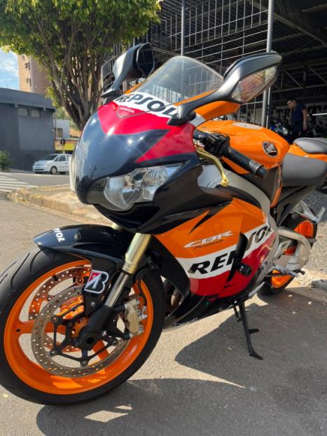 HONDA CBR 1000 RR FIRE BLADE, Foto 2