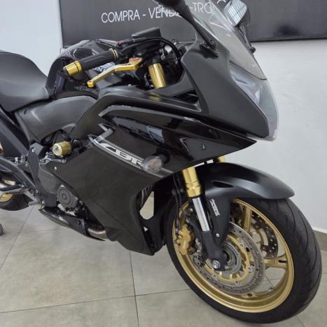 HONDA CBR 600 F , Foto 2