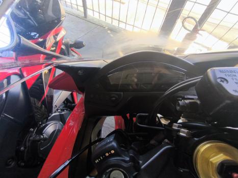 HONDA CBR 600 F , Foto 3
