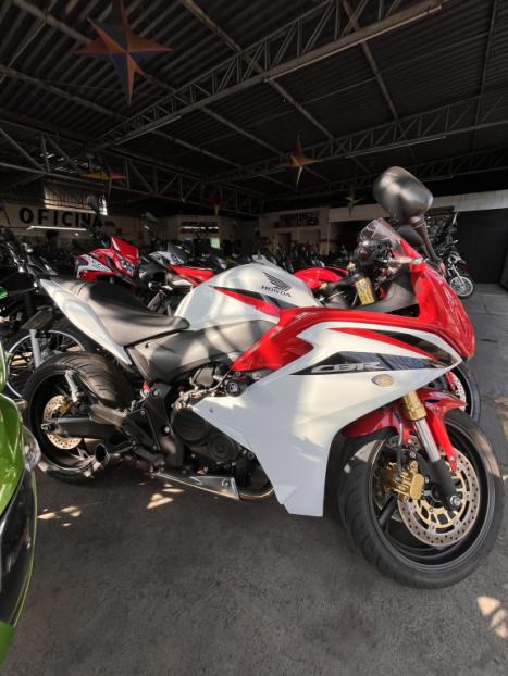 HONDA CBR 600 F , Foto 1