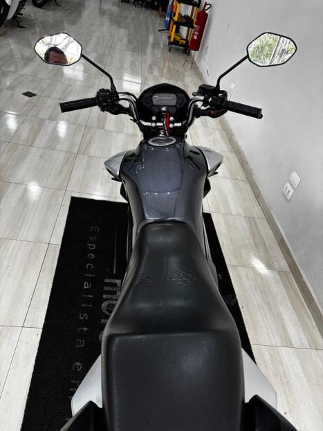 HONDA CG 160 TITAN, Foto 2