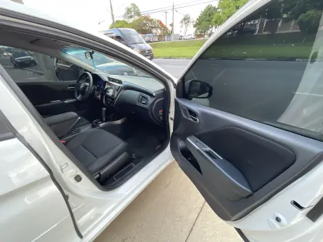 HONDA City Sedan 1.5 16V 4P EX FLEX AUTOMÁTICO, Foto 16 HONDA City Sedan 1.5 16V 4P EX FLEX AUTOMÁTICO, Foto 16