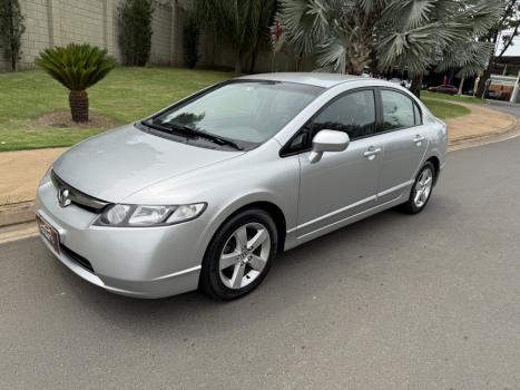 HONDA Civic 1.8 16V 4P FLEX LXS AUTOMTICO, Foto 1