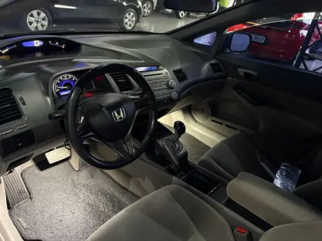 HONDA Civic 1.8 16V 4P FLEX LXS AUTOM�TICO, Foto 8