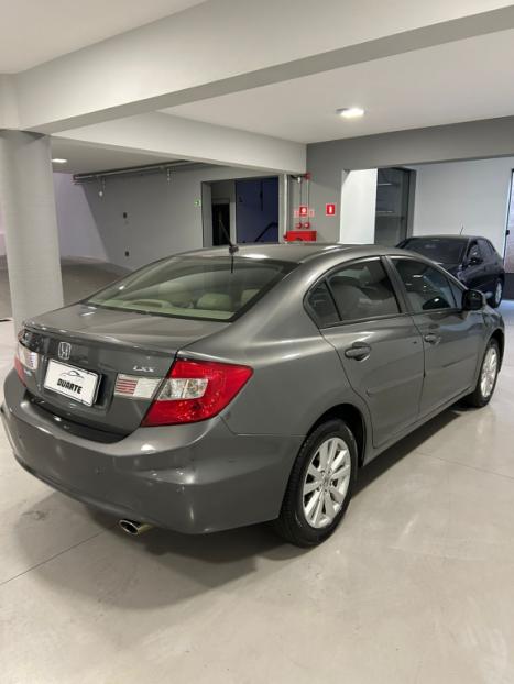 HONDA Civic 1.8 16V 4P FLEX LXS AUTOM�TICO, Foto 4