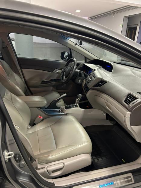HONDA Civic 1.8 16V 4P FLEX LXS AUTOM�TICO, Foto 16