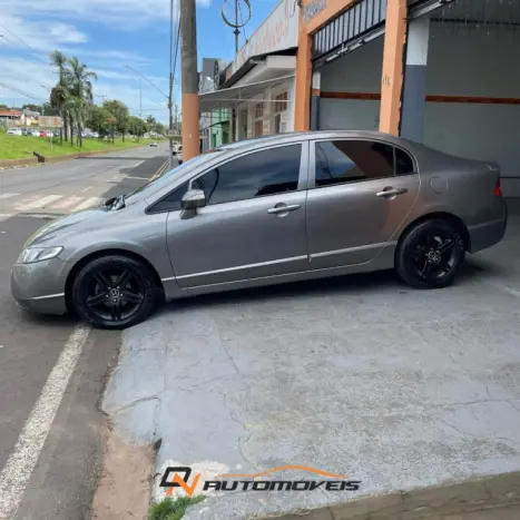 HONDA Civic 1.8 16V 4P EXS AUTOM�TICO, Foto 2