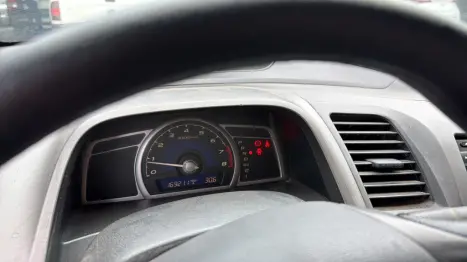 HONDA Civic 1.8 16V 4P FLEX LXS AUTOM�TICO, Foto 2