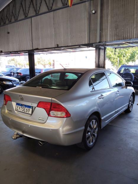 HONDA Civic 1.8 16V 4P FLEX LXL AUTOM�TICO, Foto 9
