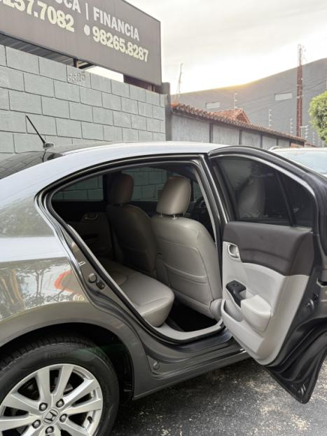 HONDA Civic 1.8 16V 4P FLEX LXS AUTOM�TICO, Foto 4