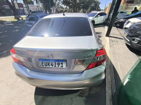 HONDA Civic 1.8 16V 4P FLEX LXS AUTOM�TICO, Foto 5