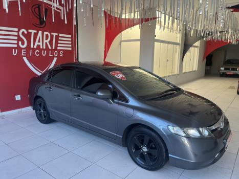 HONDA Civic 1.8 16V 4P FLEX LXS, Foto 4