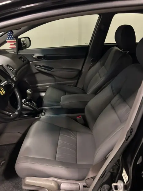 HONDA Civic 1.8 16V 4P FLEX LXS, Foto 19