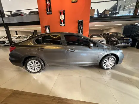 HONDA Civic 1.8 16V 4P FLEX LXL AUTOM�TICO, Foto 9