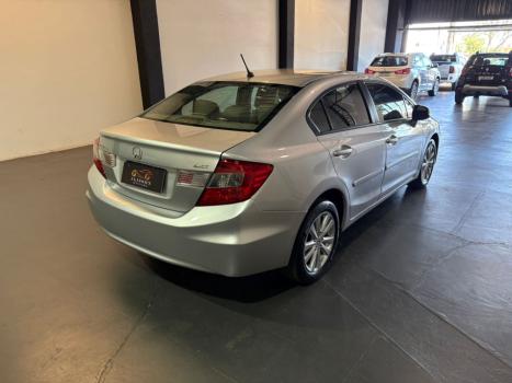 HONDA Civic 1.8 16V 4P FLEX LXS AUTOM�TICO, Foto 9