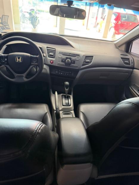 HONDA Civic 1.8 16V 4P FLEX LXS AUTOM�TICO, Foto 6