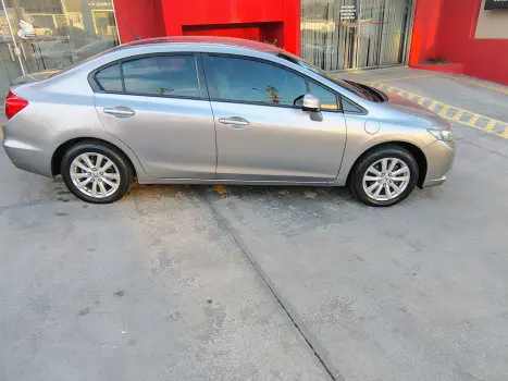 HONDA Civic 1.8 16V 4P FLEX LXS, Foto 5