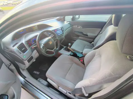 HONDA Civic 1.8 16V 4P FLEX LXS, Foto 10