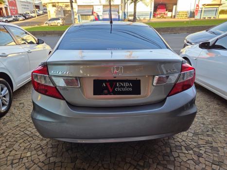 HONDA Civic 1.8 16V 4P FLEX LXL AUTOM�TICO, Foto 9