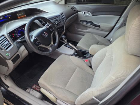 HONDA Civic 1.8 16V 4P FLEX LXS AUTOM�TICO, Foto 17