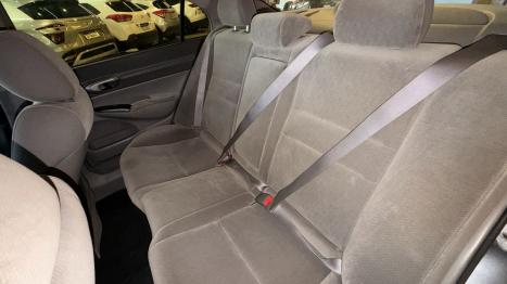 HONDA Civic 1.8 16V 4P FLEX LXS AUTOM�TICO, Foto 17