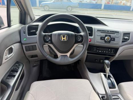 HONDA Civic 1.8 16V 4P FLEX LXS AUTOM�TICO, Foto 10