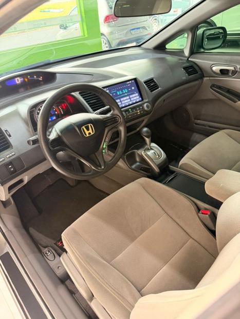 HONDA Civic 1.8 16V 4P FLEX LXS AUTOM�TICO, Foto 9