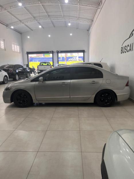 HONDA Civic 1.8 16V 4P FLEX LXS, Foto 4