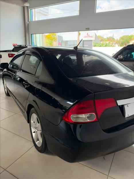 HONDA Civic 1.8 16V 4P FLEX LXS, Foto 4