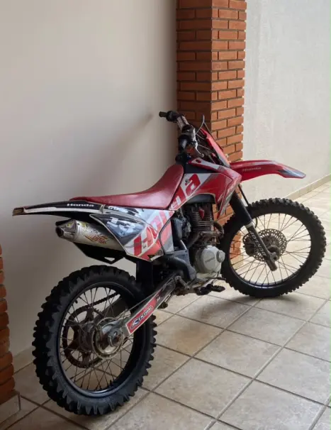 HONDA CRF 230 F, Foto 2
