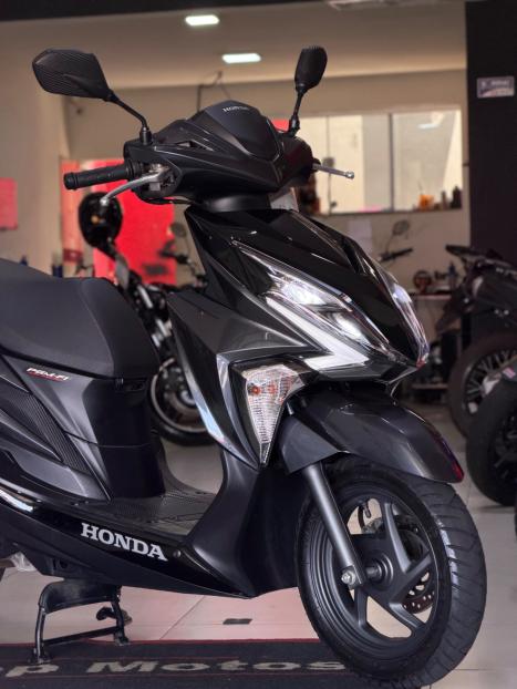 HONDA Elite 125 , Foto 2
