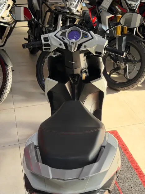HONDA Elite 125 , Foto 11