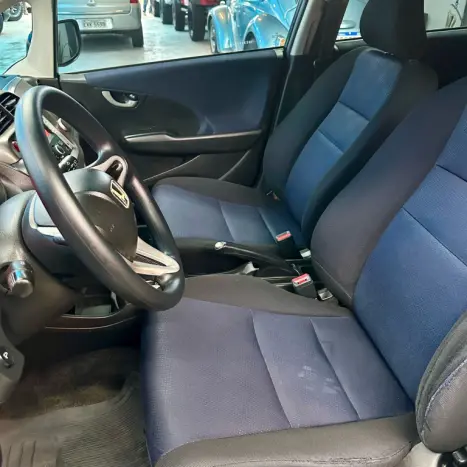 HONDA Fit 1.4 16V 4P LX FLEX AUTOMÁTICO, Foto 10 HONDA Fit 1.4 16V 4P LX FLEX AUTOMÁTICO, Foto 10