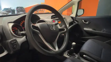 HONDA Fit 1.4 4P LX, Foto 2