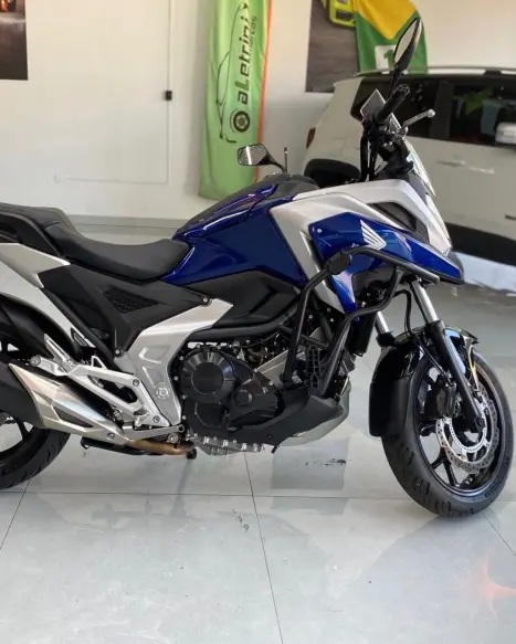 HONDA NC 750 X ABS, Foto 1