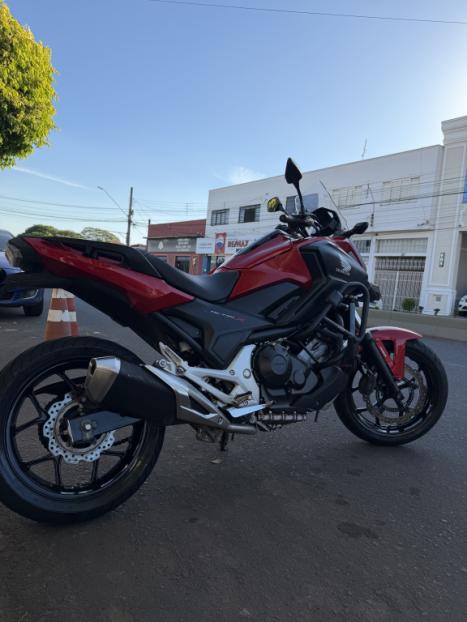 HONDA NC 750 X ABS, Foto 2