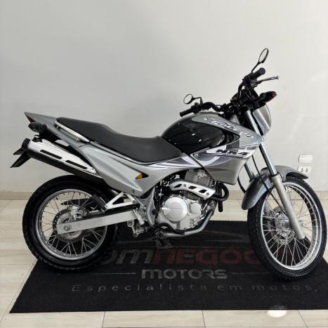 HONDA NX Falcon 400, Foto 3